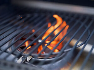 Halo Prime 300 Pelletgrill auf der Arbeitsplatte – Bild 11