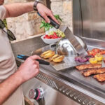 Integrierte 32-Zoll-Grillplatte der Serie 700 von Napoleon mit flacher Oberseite – Bild 3
