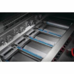 Eingebauter 44-Zoll-Gasgrill der Serie 700 von Napoleon. Grill mit hinterem Infrarotbrenner BIG44RB-1