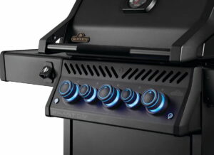 Napoleon Phantom Rogue® PRO-S 425 Gasgrill mit seitlichen und hinteren Infrarotbrennern, mattschwarz