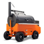 Yoder Smokers 26" Cimarron Offset Smoker auf Wettbewerbswagen