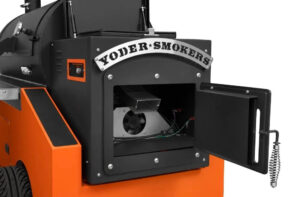 Yoder Smokers Cimarron S Pellet Smoker auf einem Wettbewerbswagen
