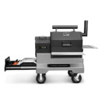 Yoder Smokers YS480s Pelletgrill auf Wettbewerbswagen mit Aufbewahrungsschublade – Bild 2